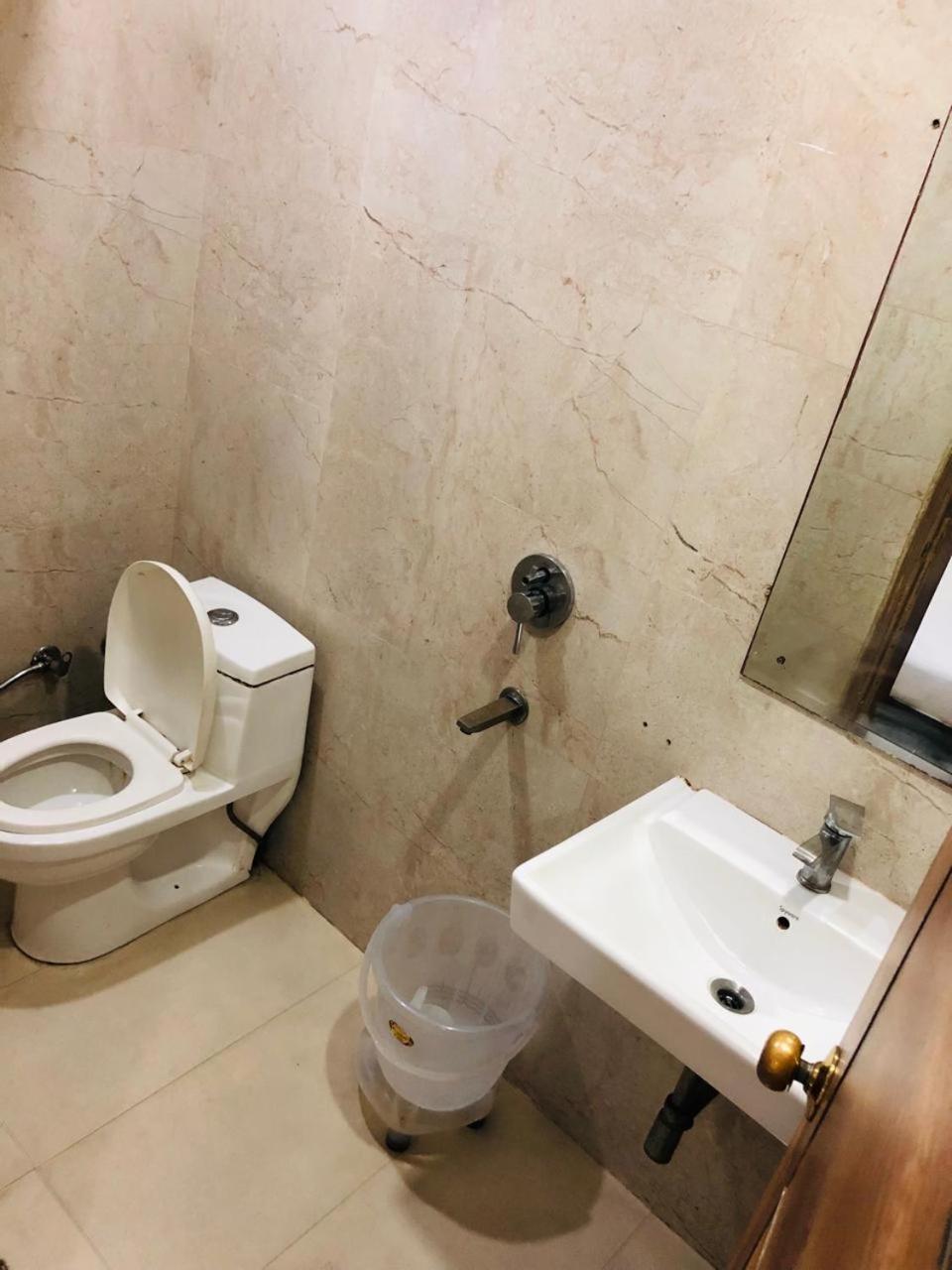 Hotel Ivy Plaza Near Igi Airport Νέο Δελχί Εξωτερικό φωτογραφία